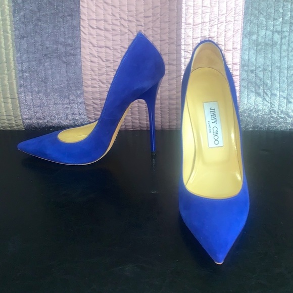 Blue Jimmy Choo Pumps (Authentic) EU 38 Best fit for sizes 7 or 7.5 US. - Picture 2 of 6